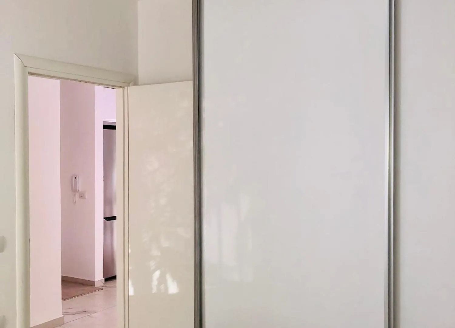 شقة Le Galet Blanc Appartement ساراندا