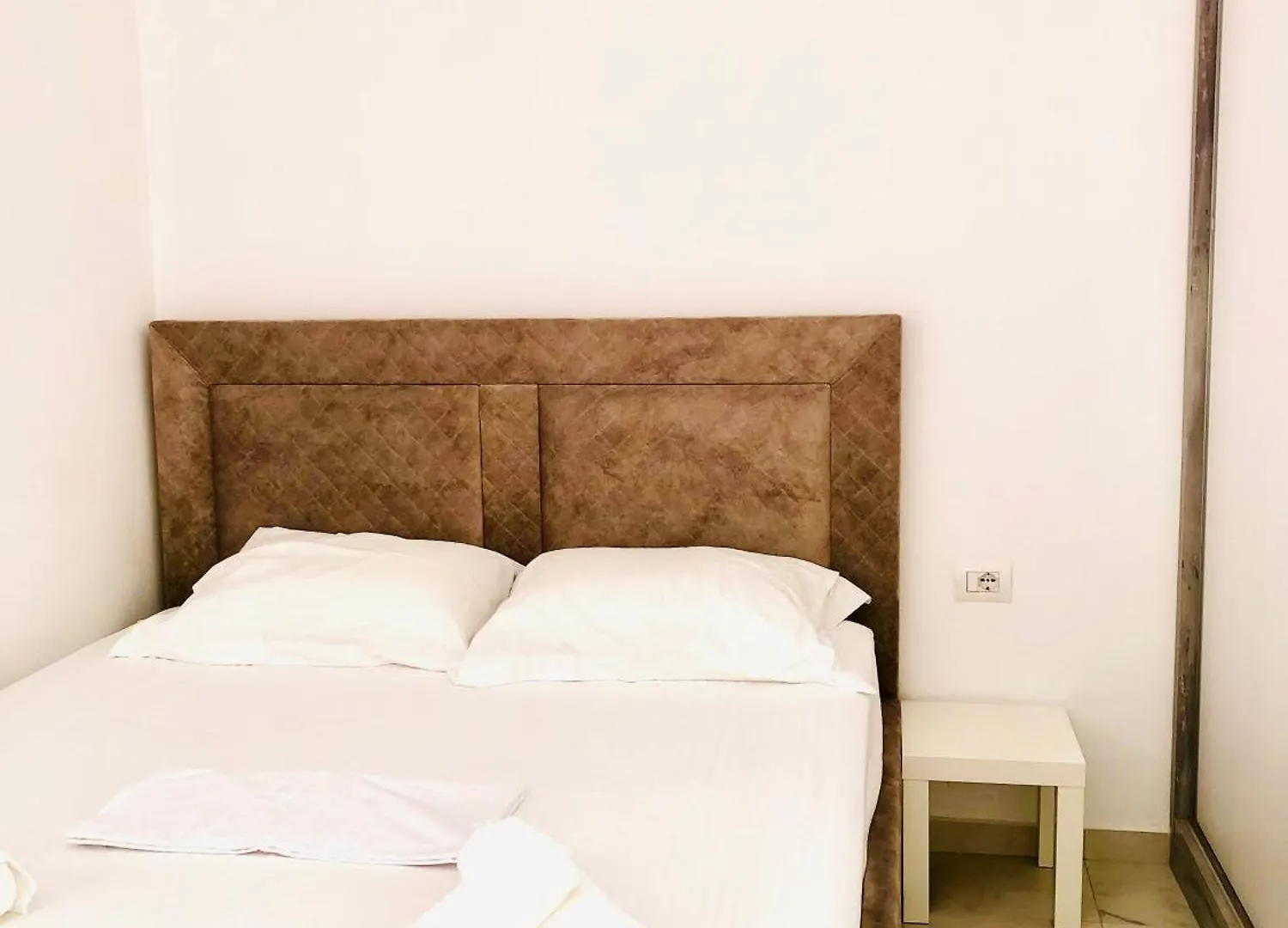 Le Galet Blanc Appartement ساراندا